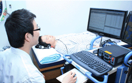 청각신경 유발전위검사 모습