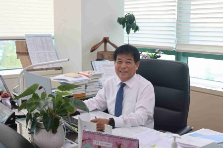 임상병리사 출신 오진규 남원의료원장과 함께