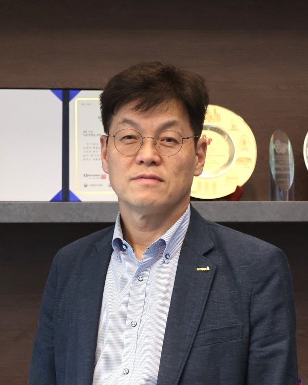 대한임상병리사협회장 이광우입니다.